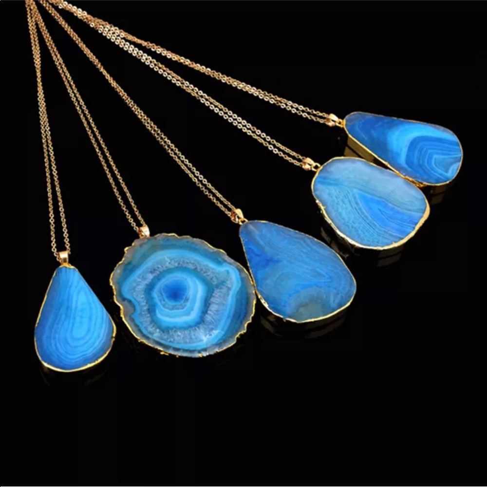 Natural Crystal Quartz Pendant Necklace - Picture 3 of 4